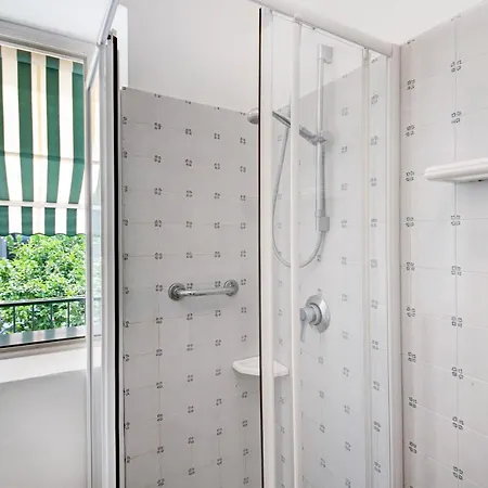 Oceane Paradise- Charlot * לבנטו