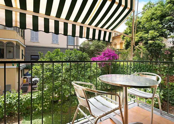 Oceane Paradise- Charlot 레반토